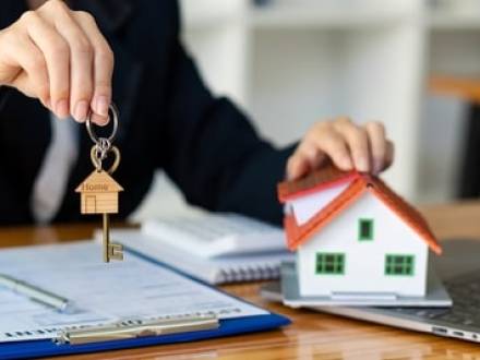 IL real estate lawyer